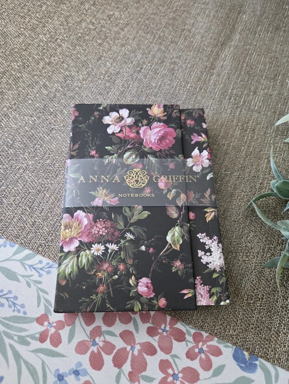Anna Griffin Black Floral Notebook Set